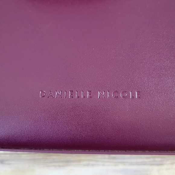 Danielle Nicole Regina Leather Crossbody Tote Handles Removable Strap Purple - Picture 6 of 12